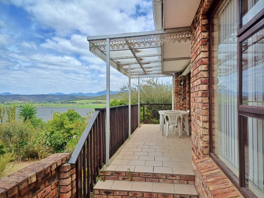 2 Bedroom Property for Sale in Fraaiuitsig Western Cape